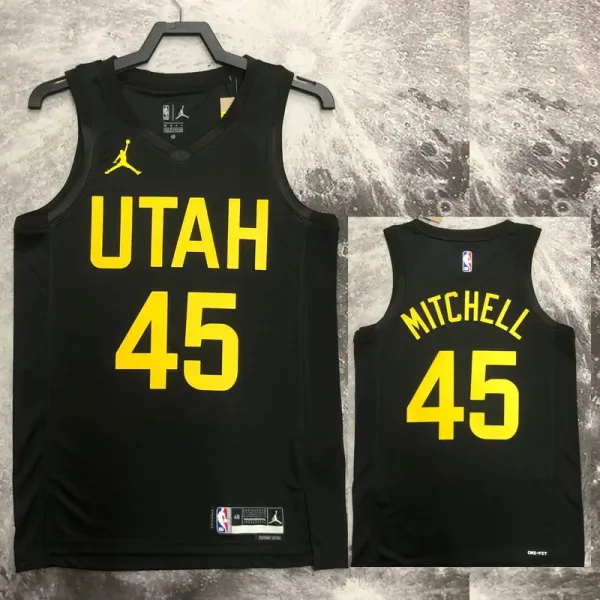 22-23 JAZZ MITChelseaLL #45 Black Top Quality Hot Pressing NBA Jersey (Trapeze Edition)