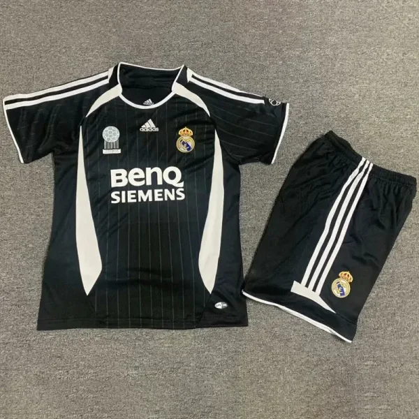 06-07 RMA Away Kids Retro Soccer Jersey